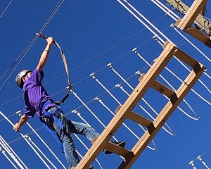 children balance on ropes course