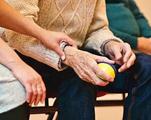senior adult couples can grow closer at senior living communities